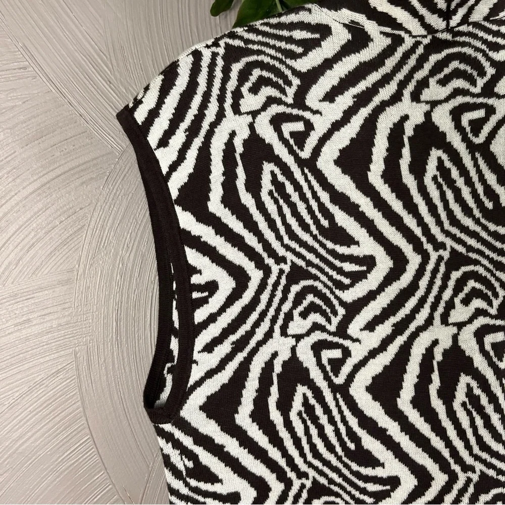 Chico's‎ Brown and Creme Zebra Pattern Cardigan